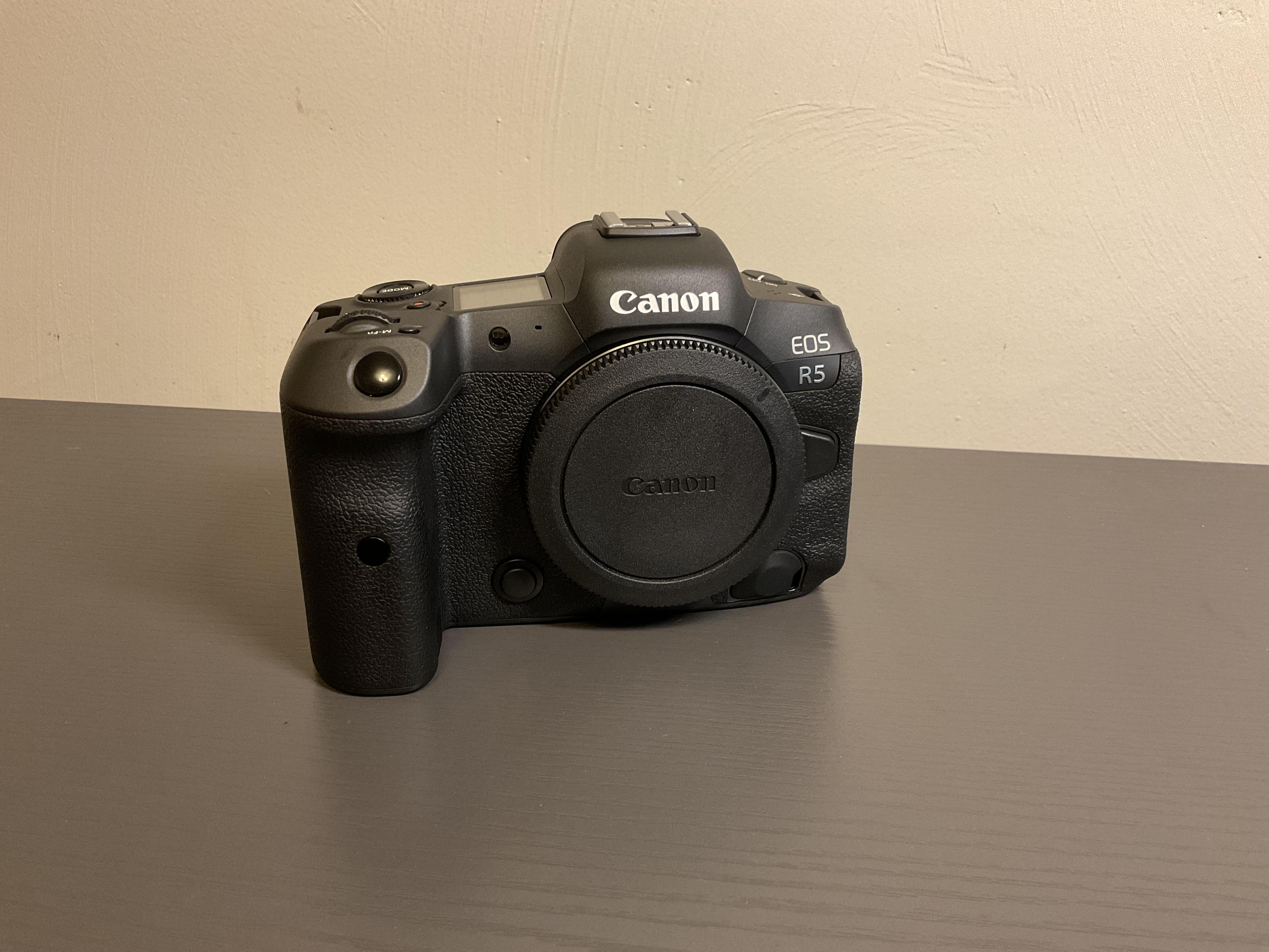 Canon EOS R5 (Body Only) New-In-Box at Roberts Camera