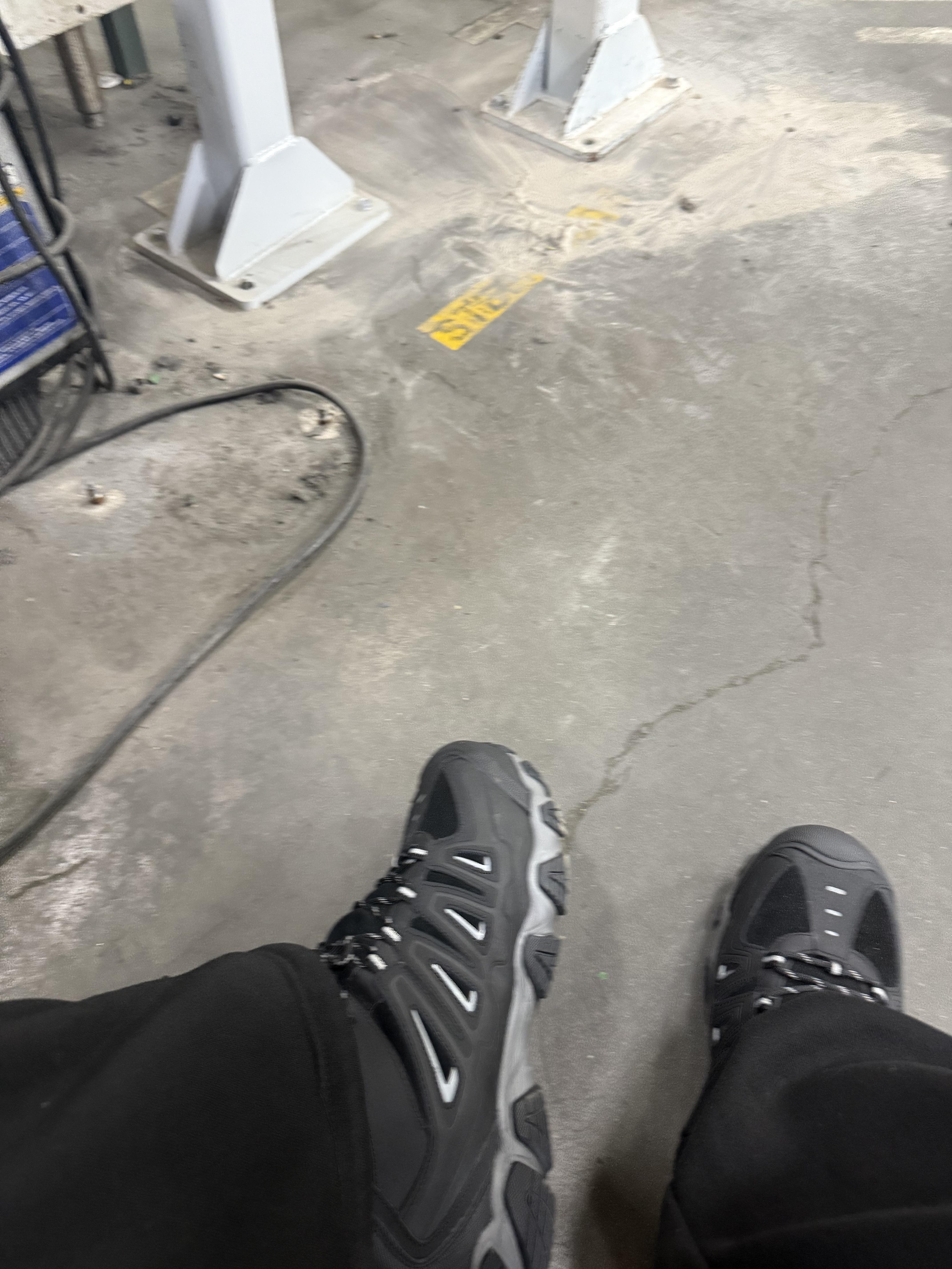 Men's Thorogood Composite Toe WP Metguard Hiker Work Boot 804-6490