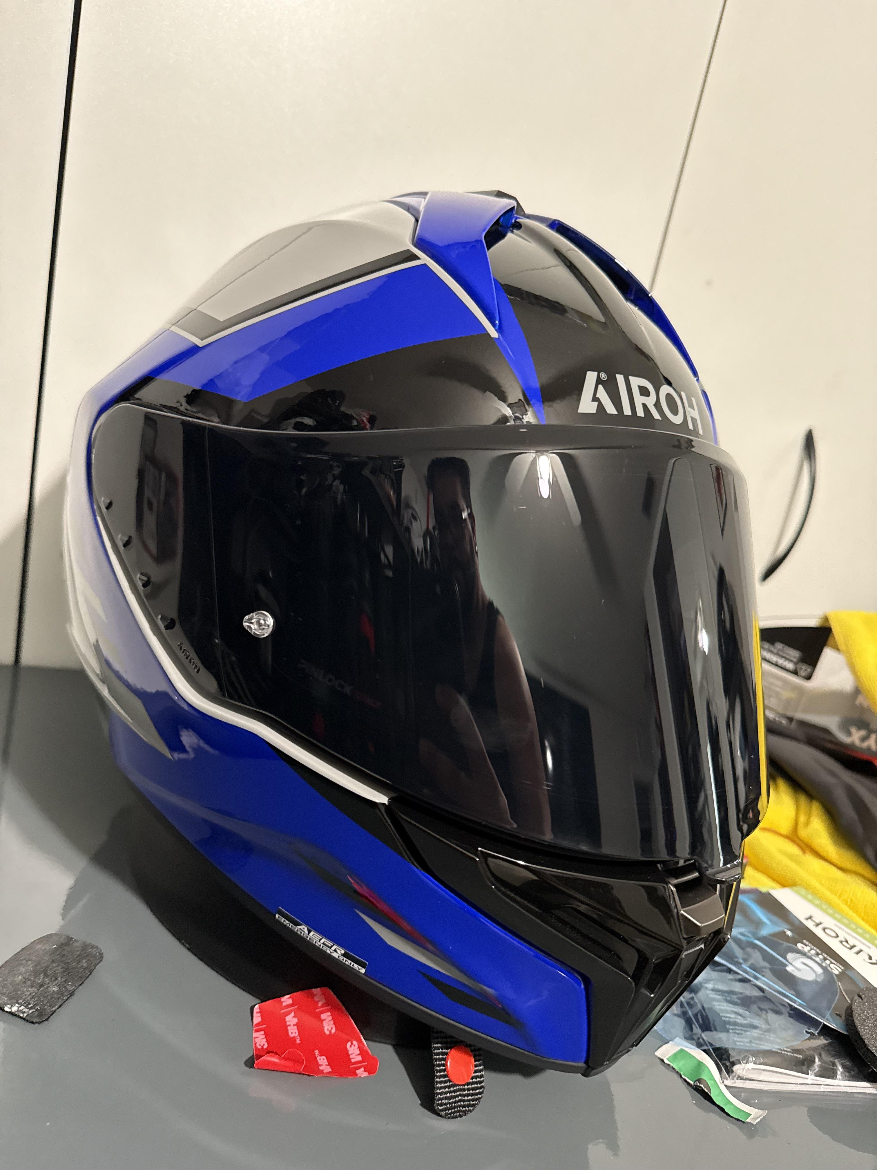 Airoh Matryx Matte Black Helmet - Speed Addicts