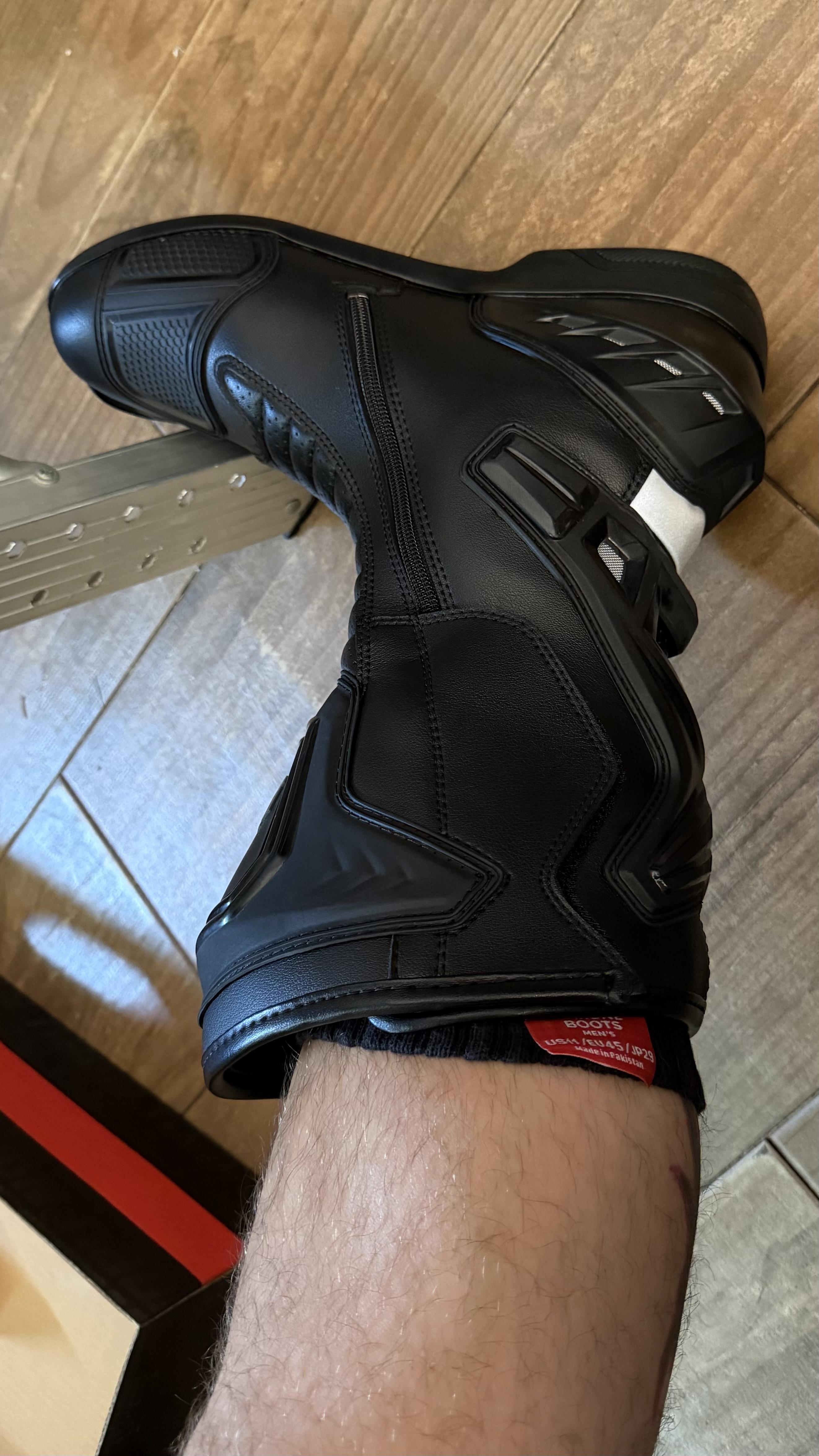 NORU Hakone Black Boots - Speed Addicts