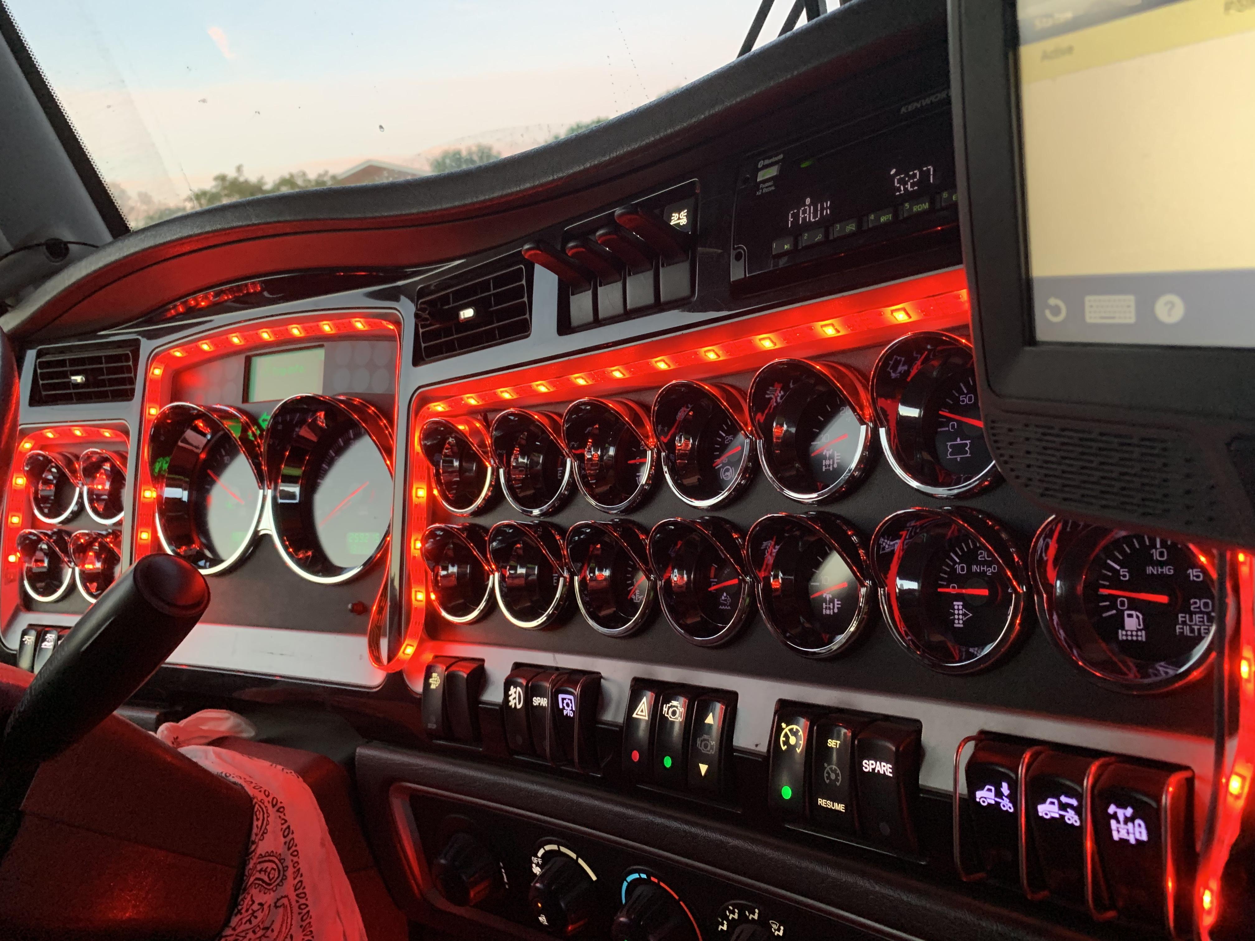Kenworth W900 Dash Indicator Lights Flashing