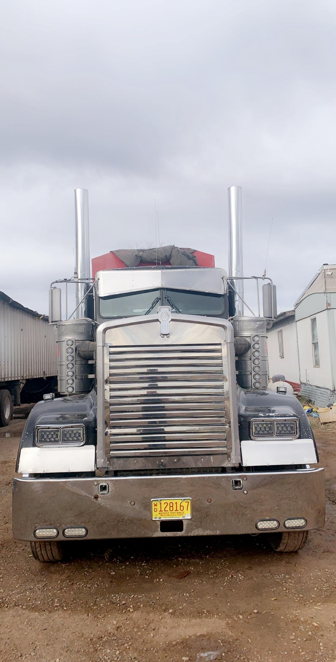 custom truck grills billet grills on Kenworth W900l Grill With Horizontal Bars Raney S Truck Parts